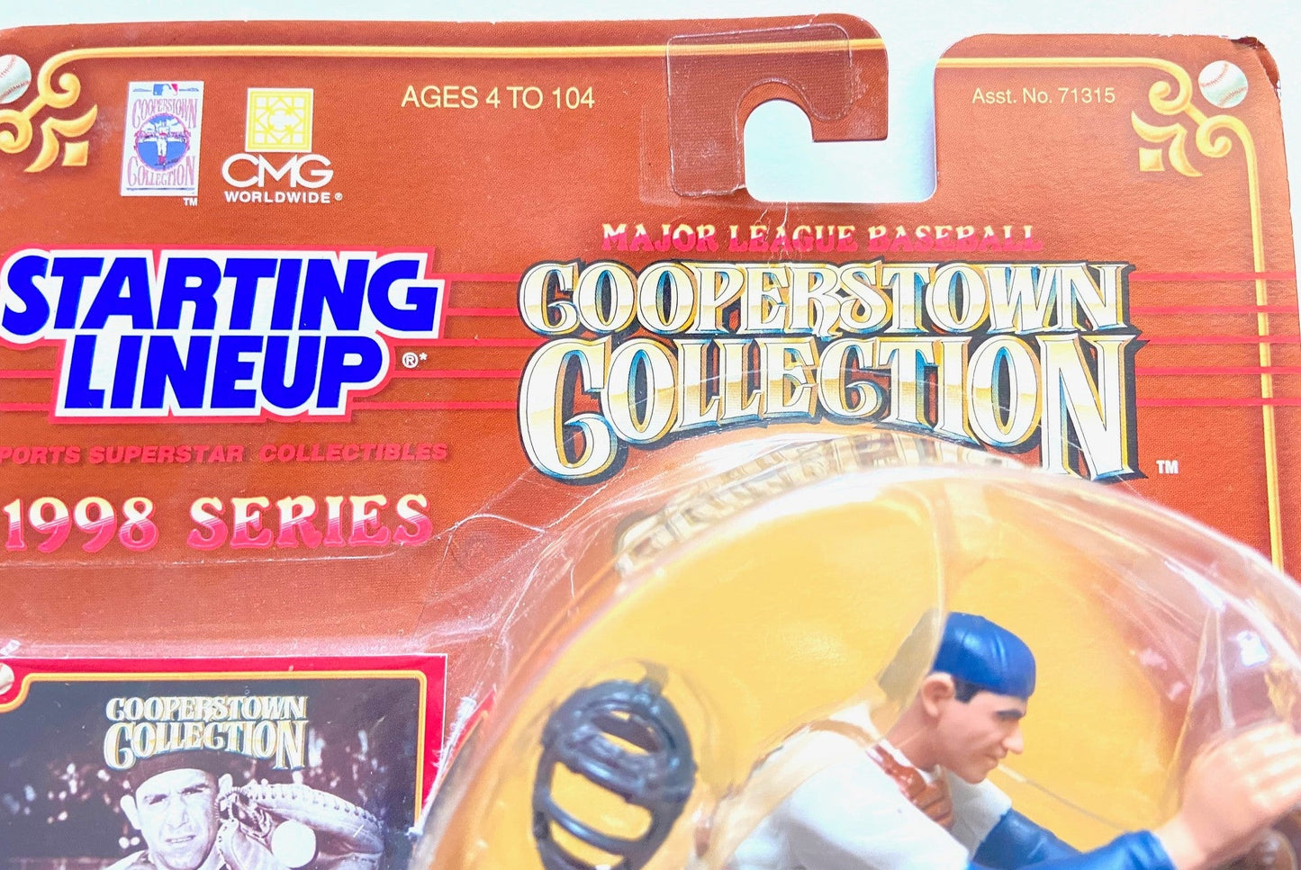 Yogi Berra 1998 Cooperstown Collection MLB Starting Lineup NOS Figurine