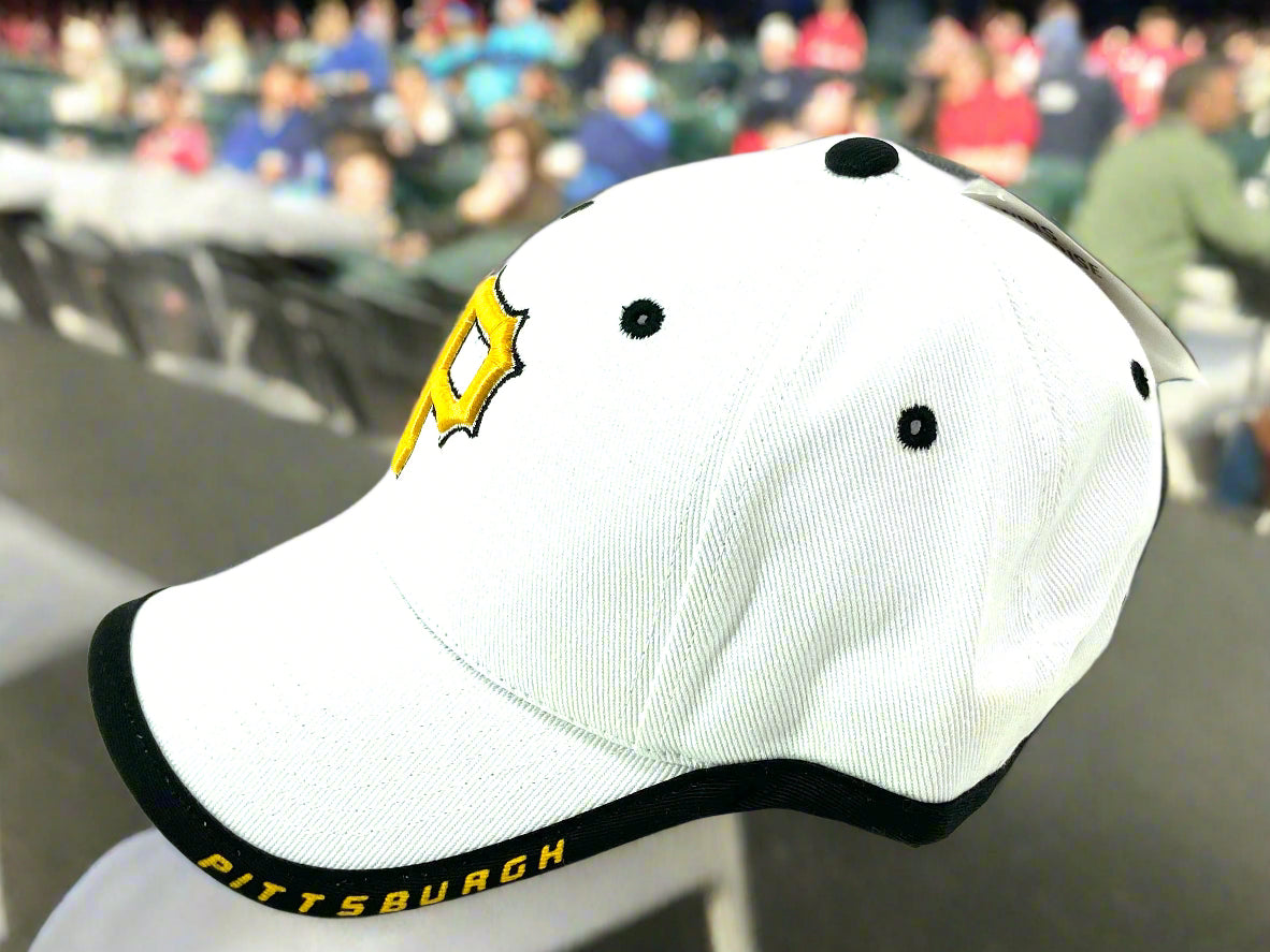 Pittsburgh Pirates MLB Vintage Black Trim Cotton NOS Ball Cap