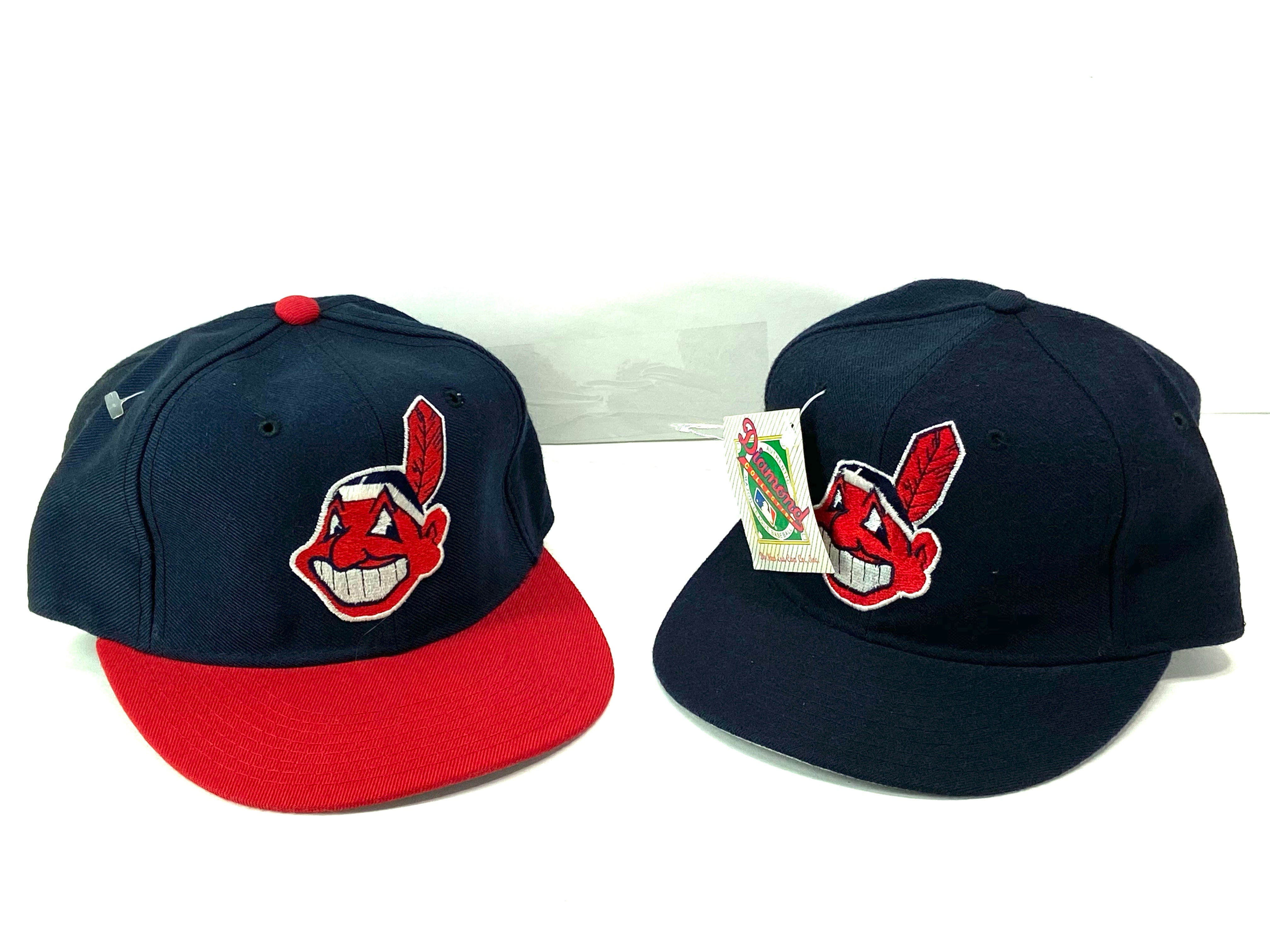 New Era - Team Shimmer Cleveland Indians 59FIFTY Fitted Cap - Cream