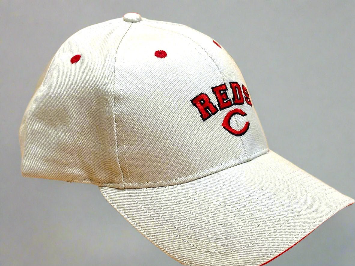 Cincinnati Reds Vintage MLB White "Block Reds" NOS Cap