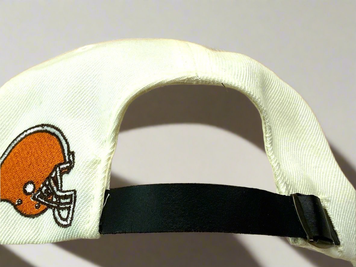Cleveland Browns Vintage NFL White 20% Wool Metal Logo NOS Cap