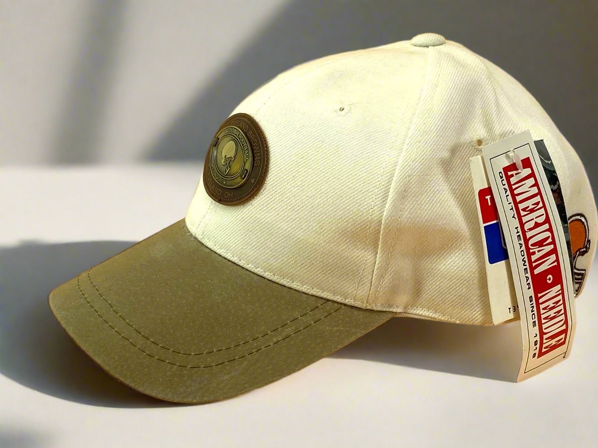 Cleveland Browns Vintage NFL White 20% Wool Metal Logo NOS Cap
