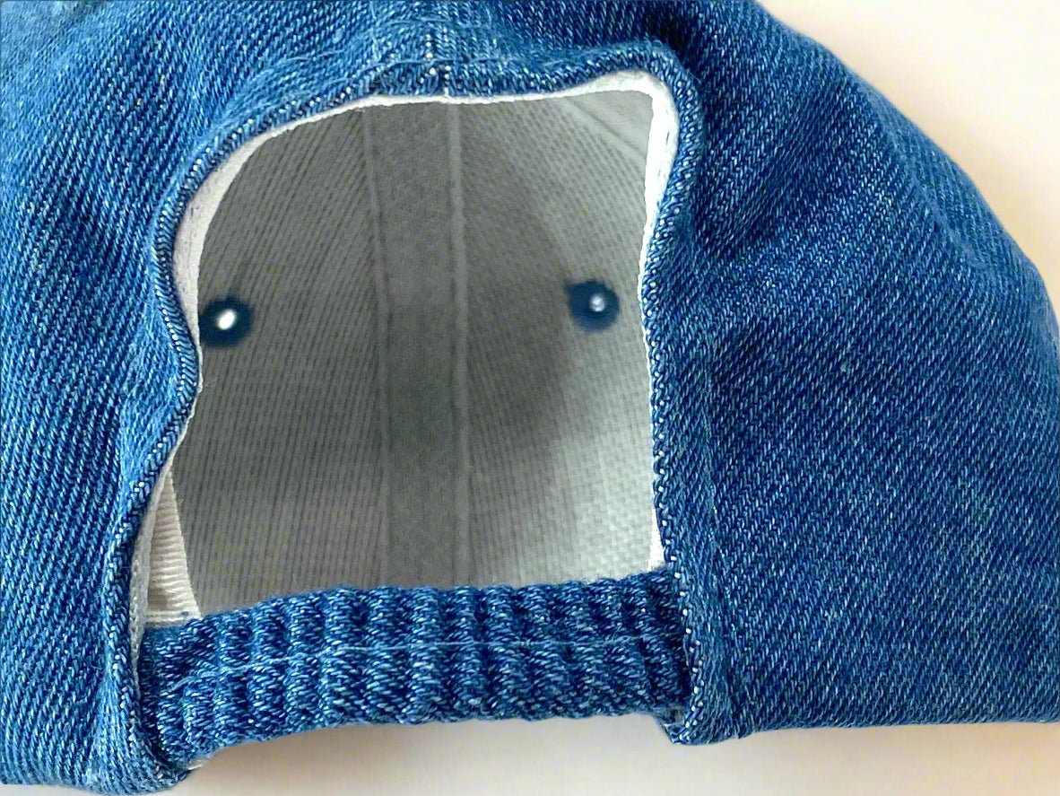 Cleveland Cavaliers Vintage NBA Eastern Conference Old Logo Blue NOS Juvenile Hat