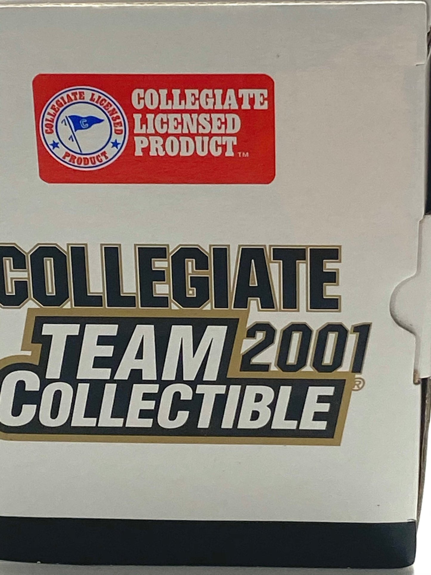 Illinois Fighting Illini Vintage 2001 NCAA 1:43 NOS Winnebago
