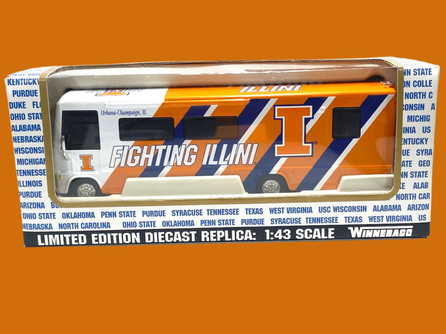 Illinois Fighting Illini Vintage 2001 NCAA 1:43 NOS Winnebago