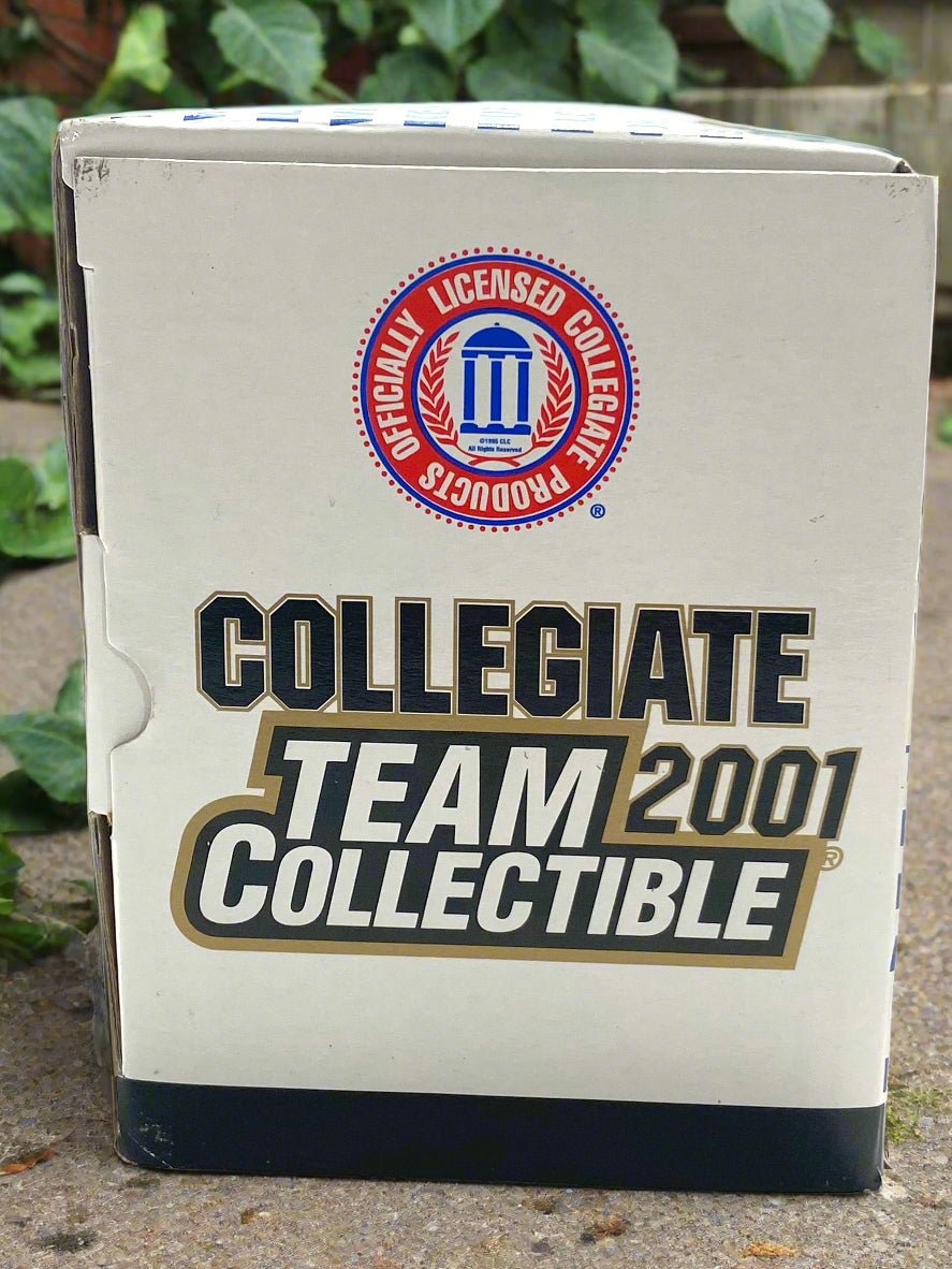 Penn State Nittany Lions Vintage 2001 NCAA 1:43 NOS Winnebago