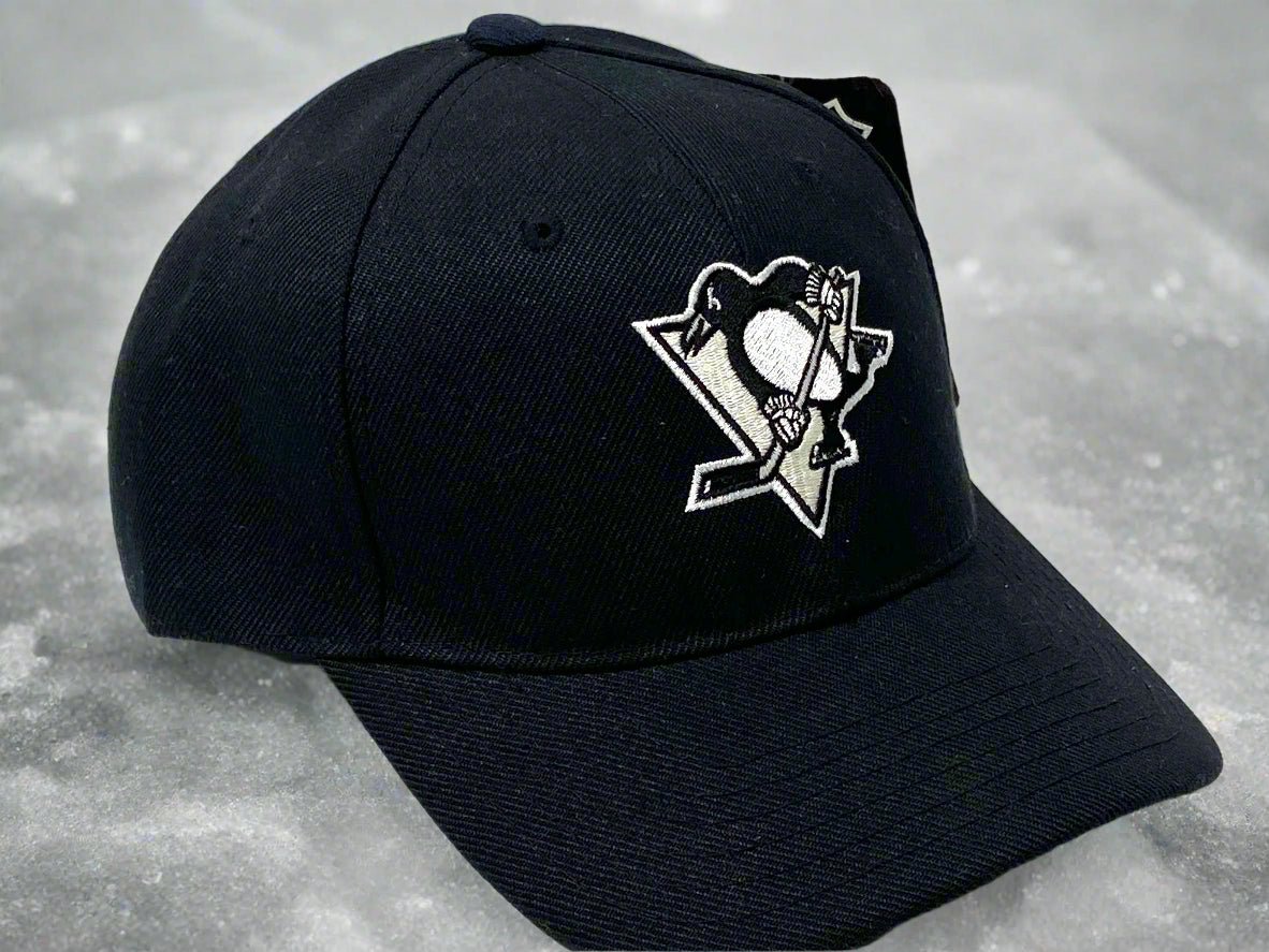 Pittsburgh Penguins Vintage 2004 NHL Black Logo NOS Hat