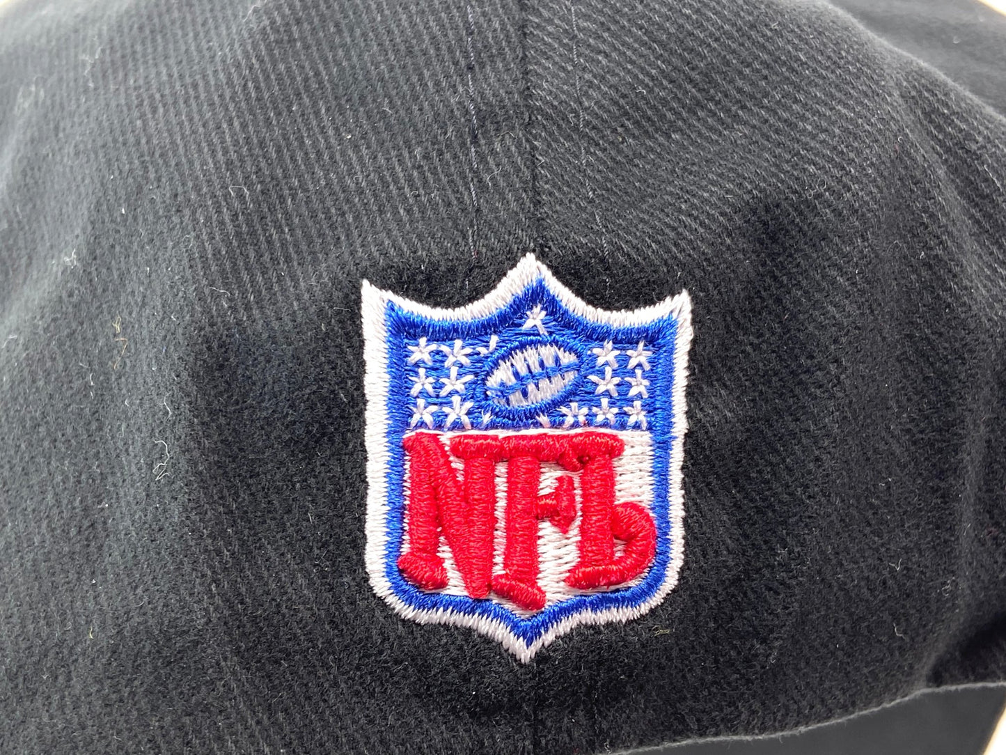 Pittsburgh Steelers Vintage NFL Black Flex-Fit NOS Logo Cap