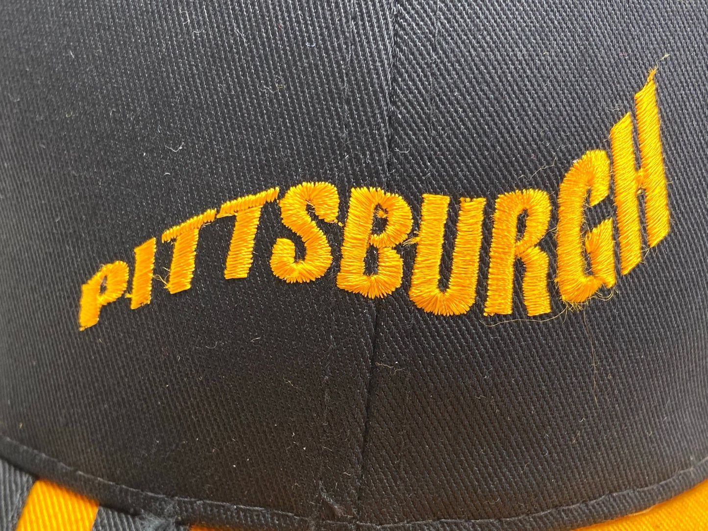 Pittsburgh UNLICENSED Cotton NOS Ball Caps