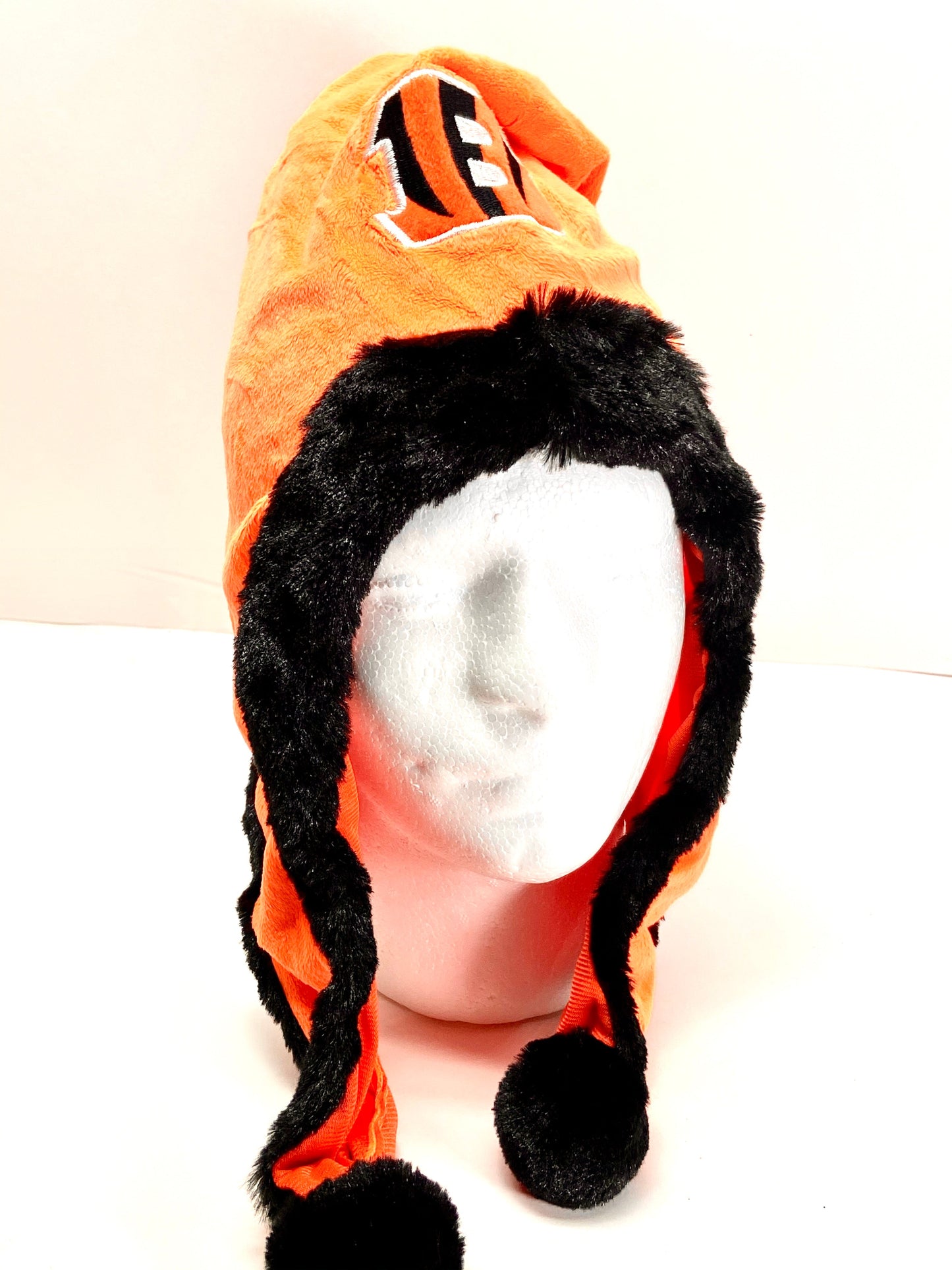 Cincinnati Bengals NFL Team Colors NOS Solid Dangle Hat