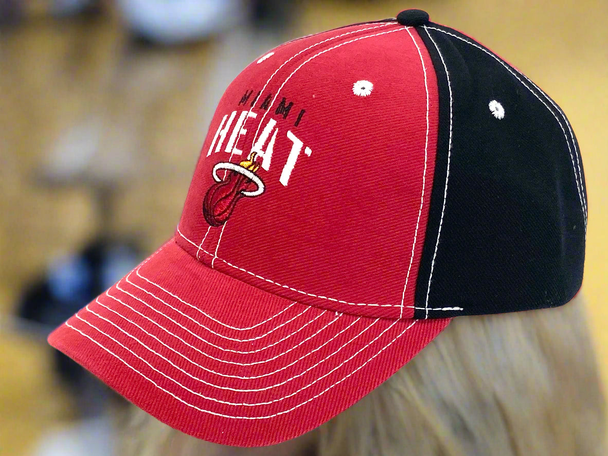 Miami Heat 2014 Adjustable Red & Black NOS Cotton Cap