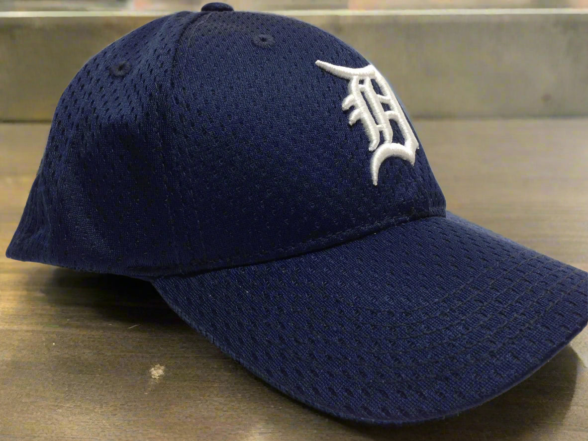 Detroit Tigers MLB Team Color Stretch Mesh NOS Youth Cap