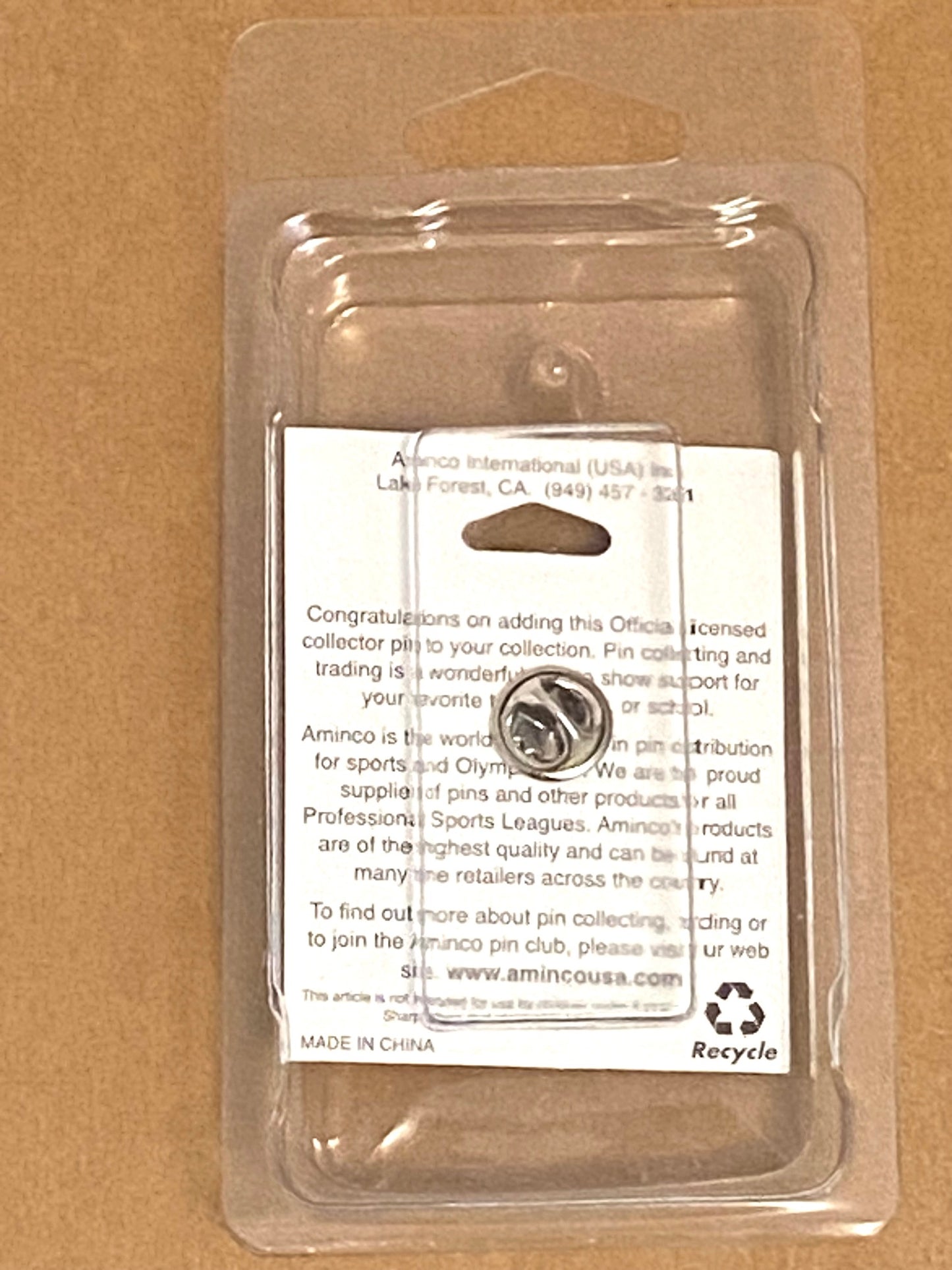 New England Patriots NFL NOS "Helmet" Lapel Pin
