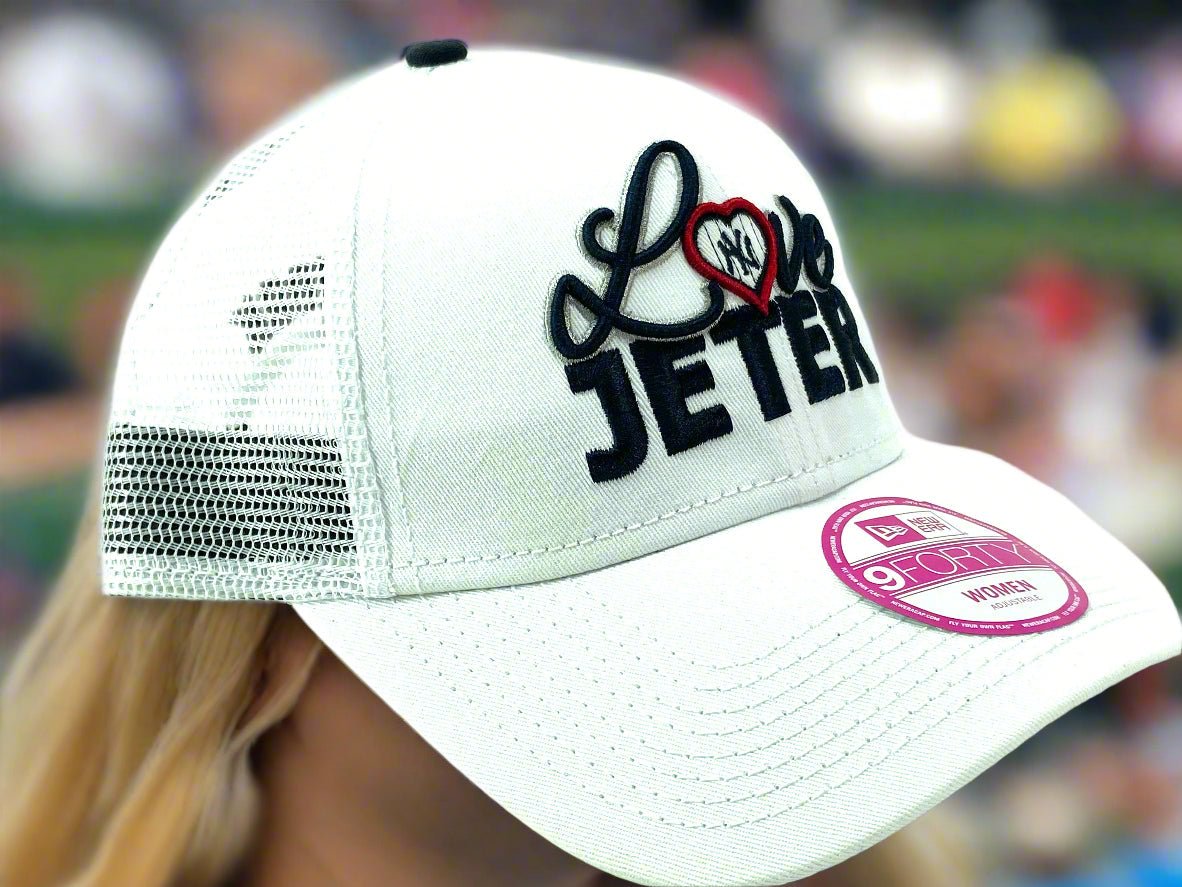 Derek Jeter MLB New York Yankees Women's NOS Mesh Snapback