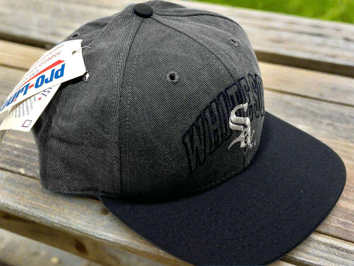 Chicago White Sox Vintage MLB Gray "Sox" NOS Snapback