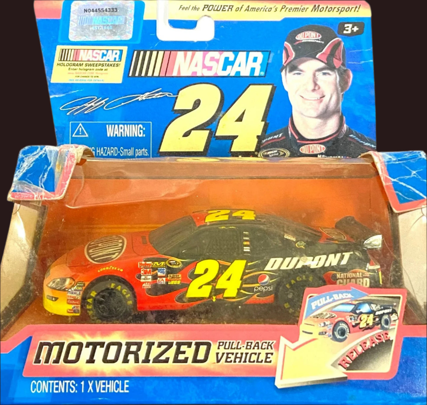 Jeff Gordon #24  NASCAR 2010 Motorized 1:43 Pull-Back Vehicle