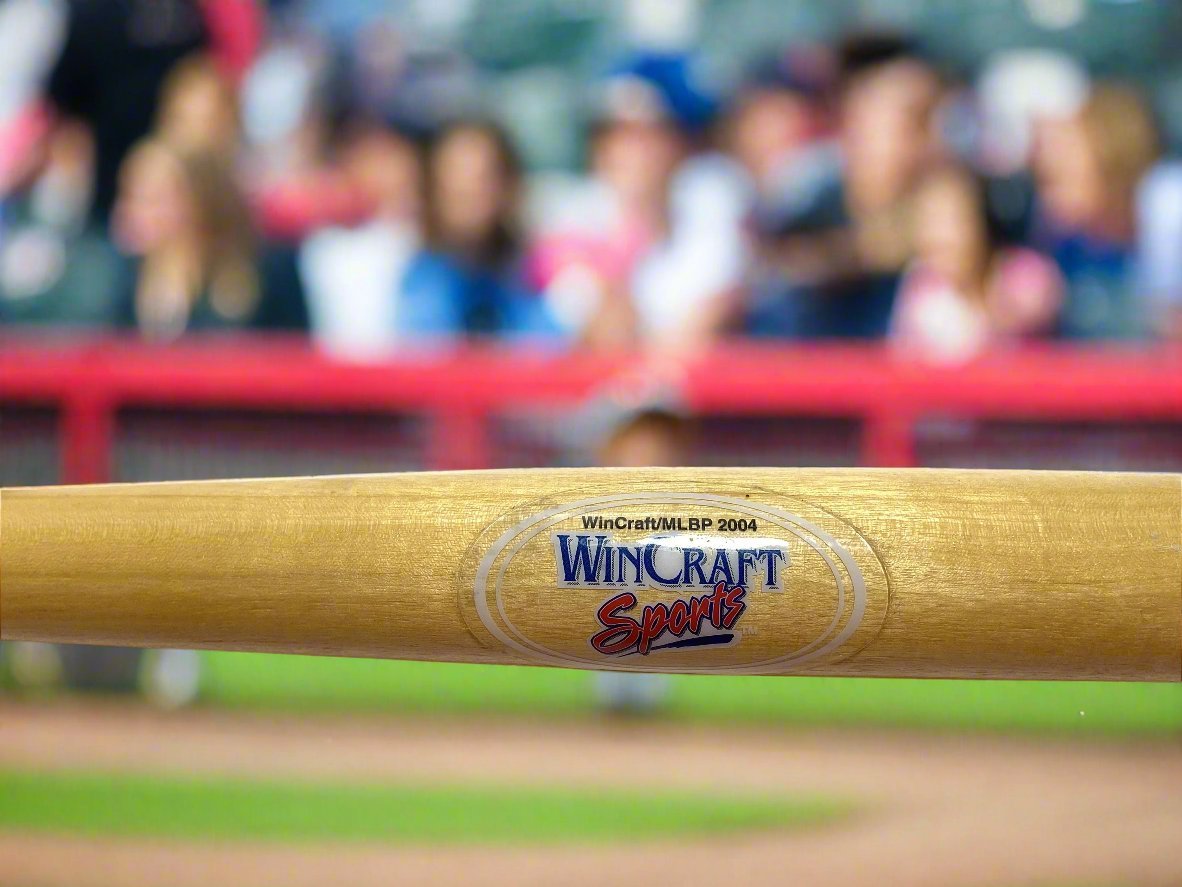 Chicago Cubs Vintage 2004 MLB 22" Wood w/Decal NOS Mini-Bat