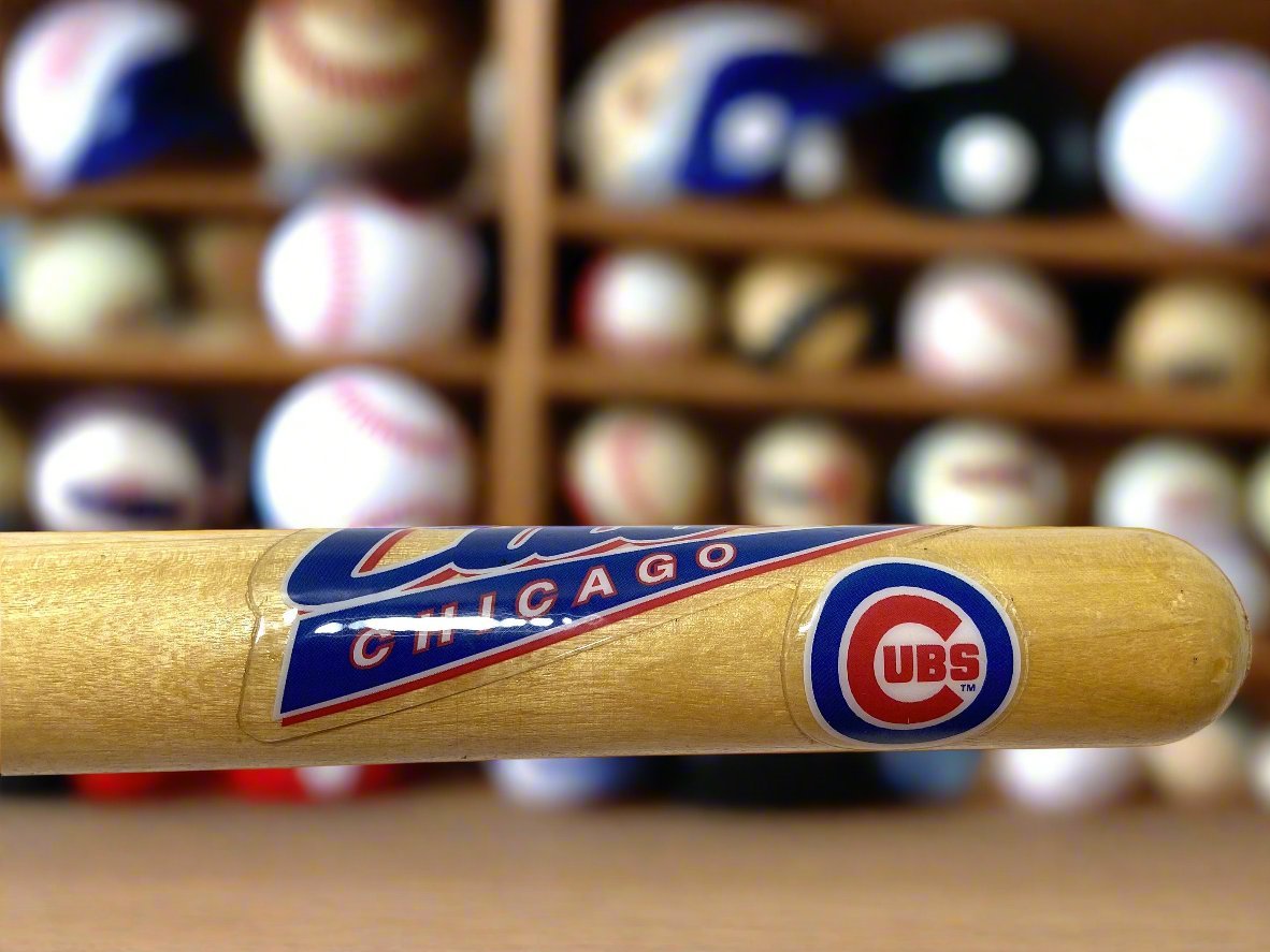 Chicago Cubs Vintage 2004 MLB 22" Wood w/Decal NOS Mini-Bat