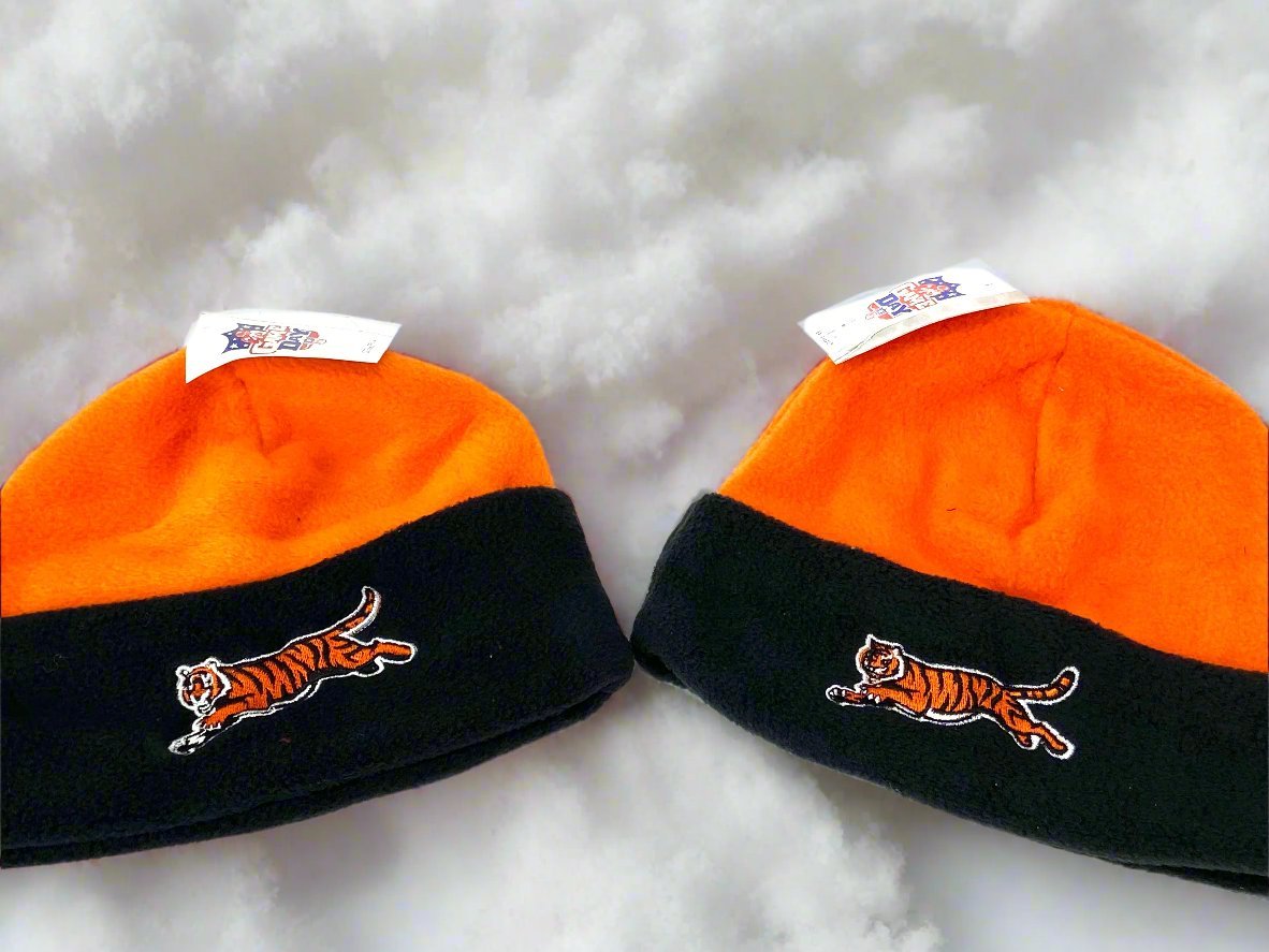 Cincinnati Bengals Vintage NFL Adult and Youth Fleece NOS Logo Knit Hat