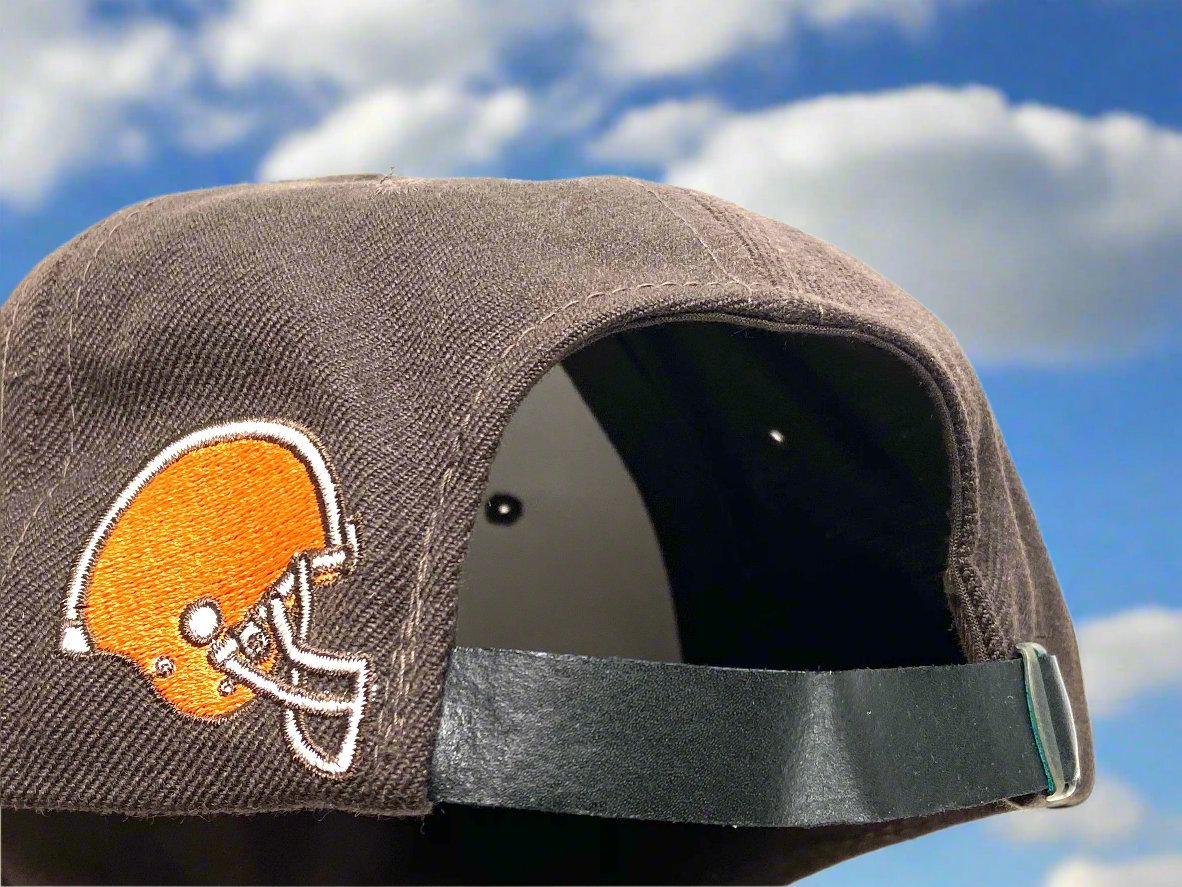 Cleveland Browns Vintage NFL 20% Wool Stamped Metal NOS Logo Cap