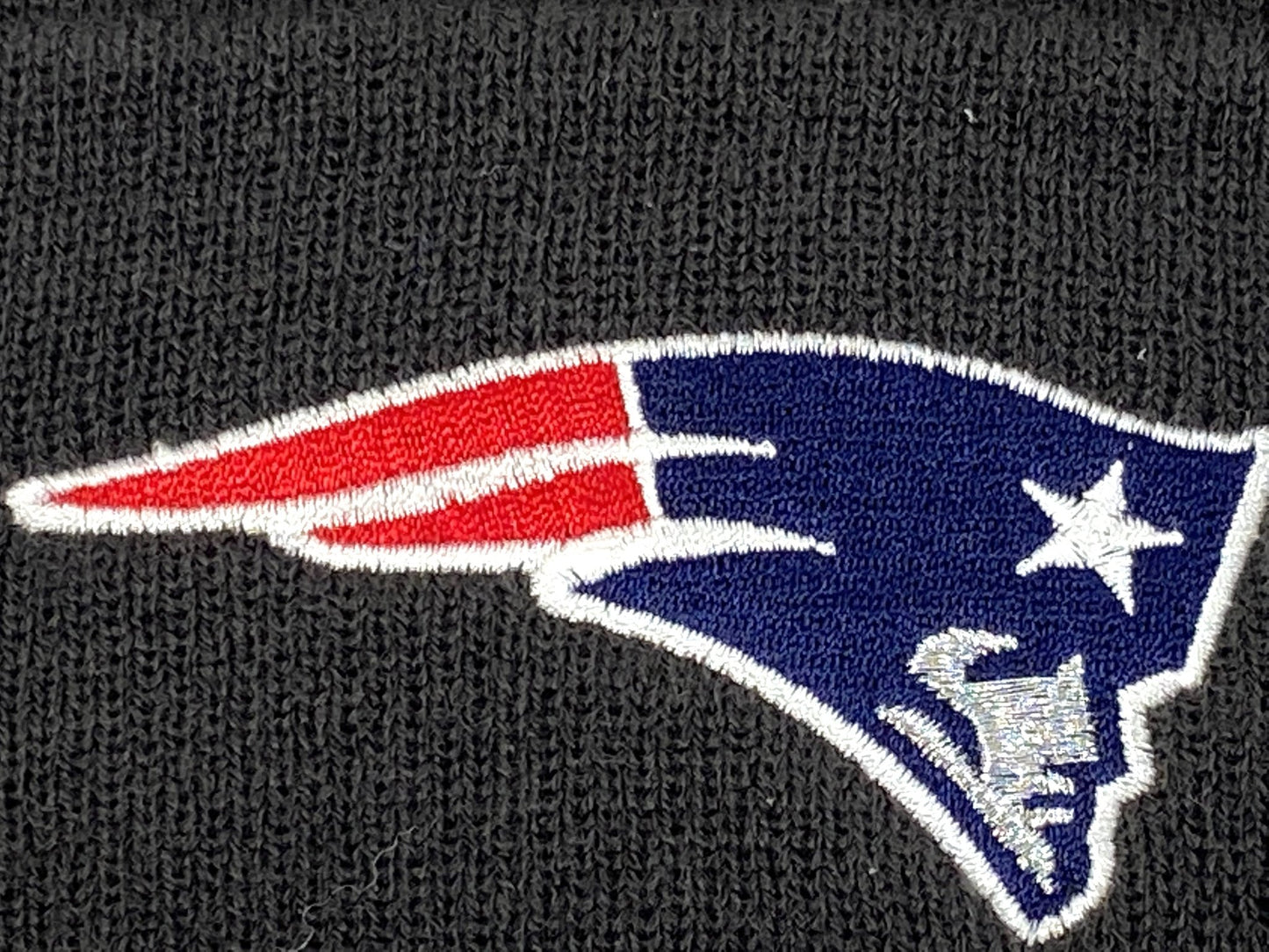 New England Patriots Vintage NFL Black Cuffed NOS Logo Knit Hat