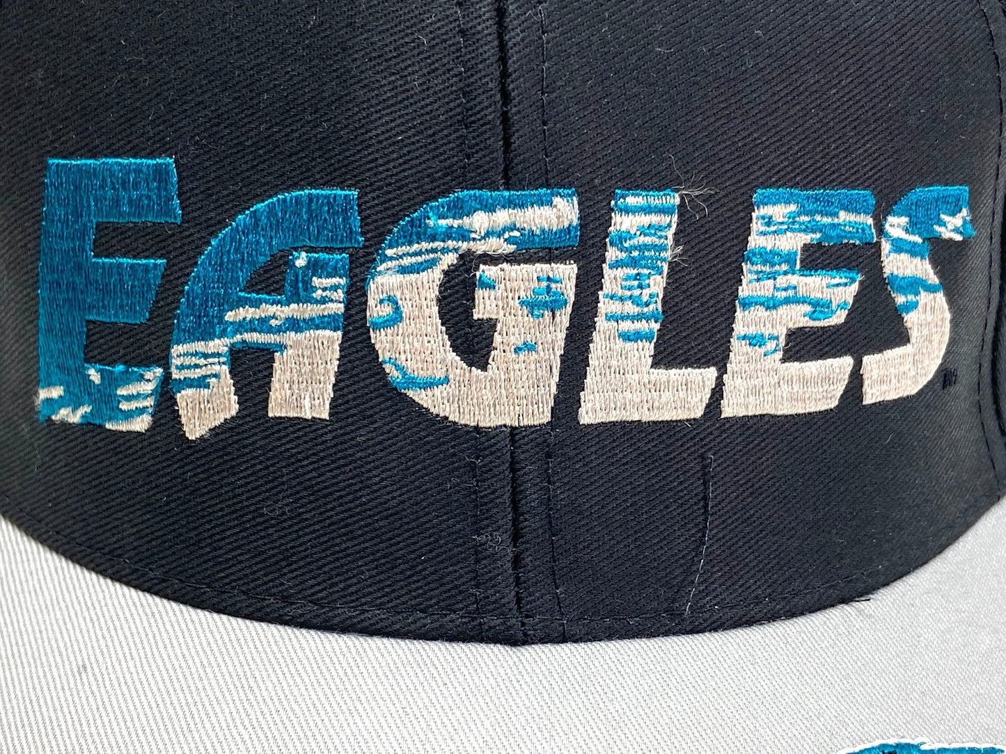 Philadelphia Eagles Vintage NFL Twill NOS Snapback Hat