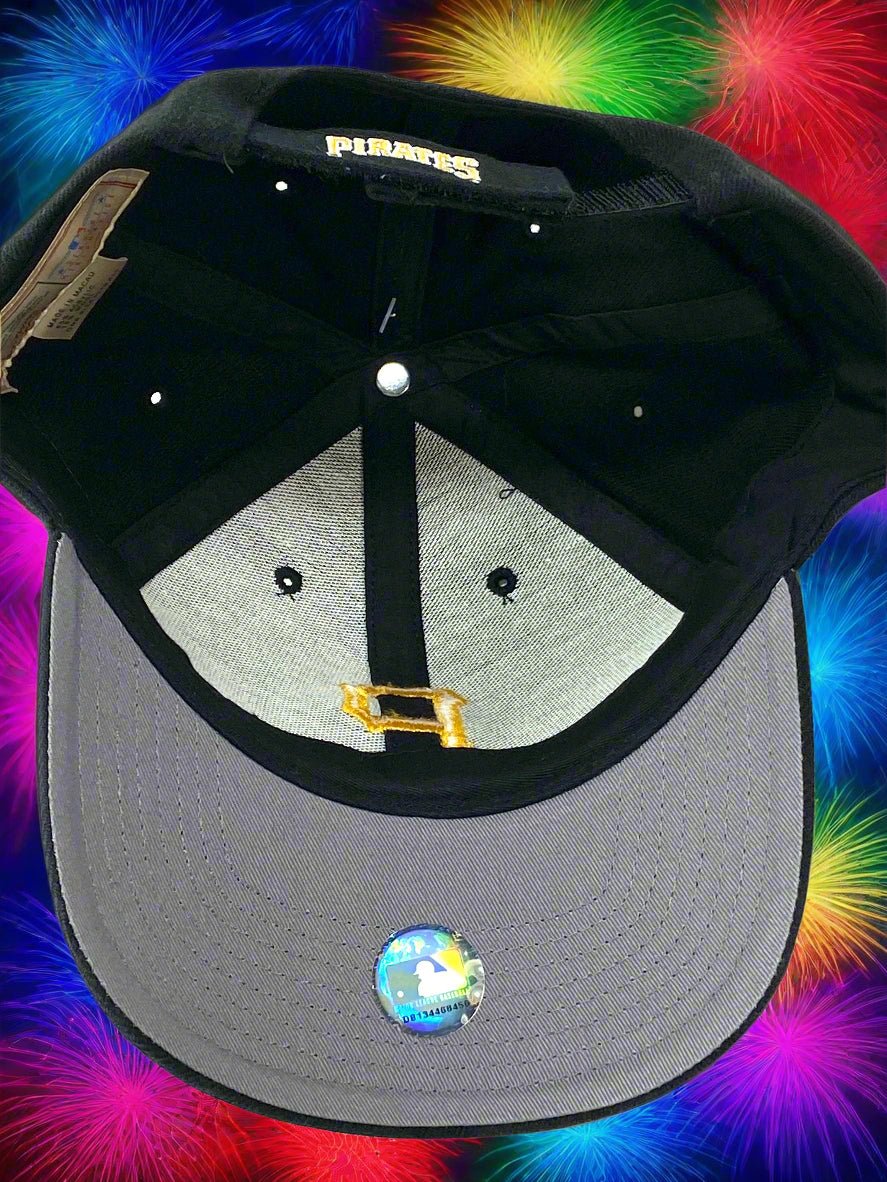 Pittsburgh Pirates NOS Vintage MLB 15% Wool Replica Hat