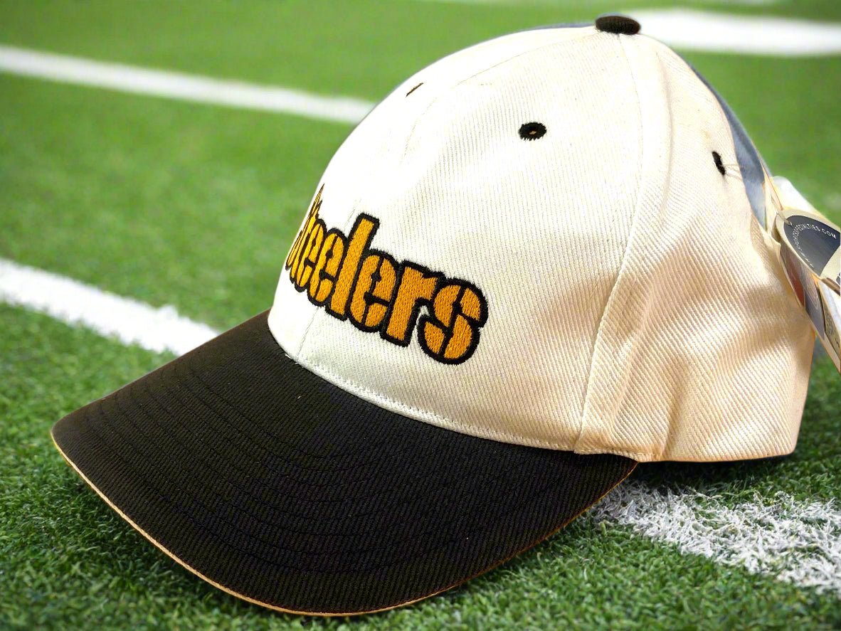 Pittsburgh Steelers Vintage NFL White "Shadow" NOS Snapback