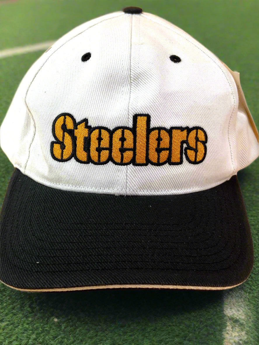 Pittsburgh Steelers Vintage NFL White "Shadow" NOS Snapback
