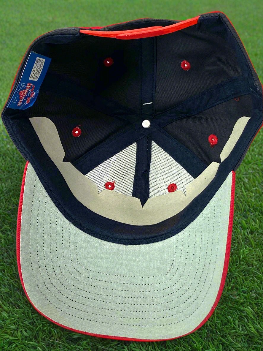Tennessee Titans Vintage NFL Navy/Red Twill NOS Snapback Replica Cap