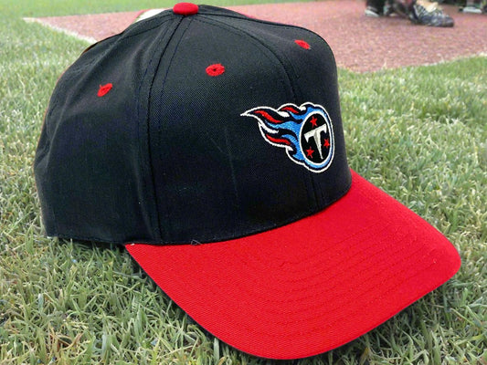 (Photos) Tennessee Titans Vintage NFL Navy/Red Twill NOS Snapback Replica Cap